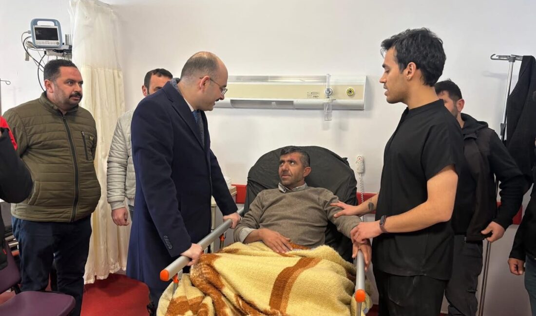 Doğanşehir ilçesinde meydana gelen trafik kazasında yaralanan Gövdeli Mahalle Muhtarı