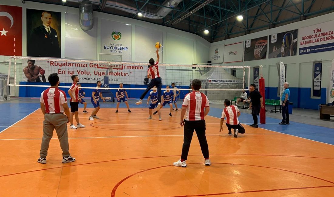 Kurumlar Arası Voleybol Turnuvası Başladı Malatya Büyükşehir Belediyesi’nin organizasyonunda, Malatya Voleybol İl Temsilciliği iş birliğiyle