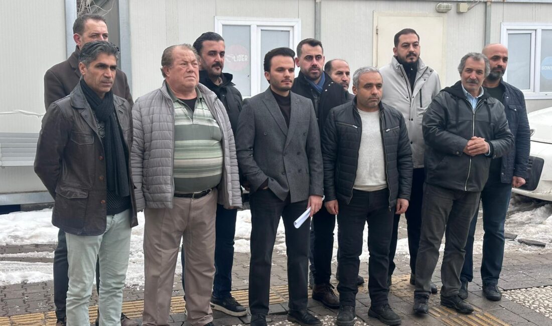 Özel Özel Eğitim Konfederasyonu adına açıklama yapan Emre Görgülü, özel