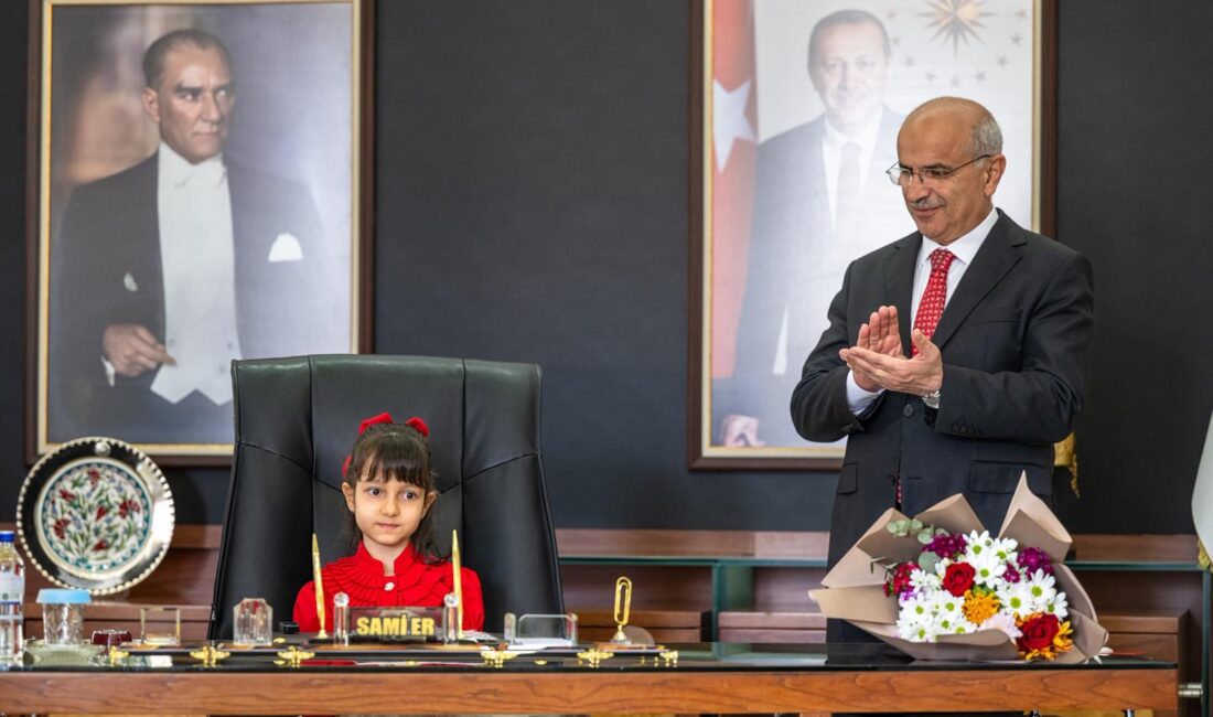 23 Nisan kapsamında Malatya Büyükşehir Belediye Başkanı Sami Er, makamını