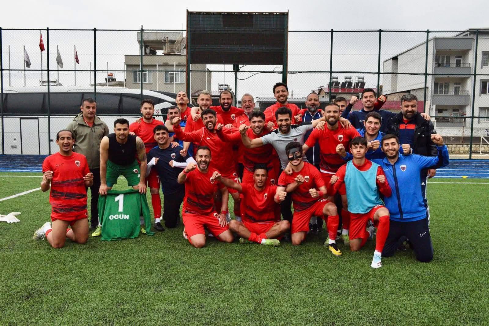 Bölgesel Amatör Lig’de Battalgazi Belediyespor kritik deplasman puanıyla play-off biletini