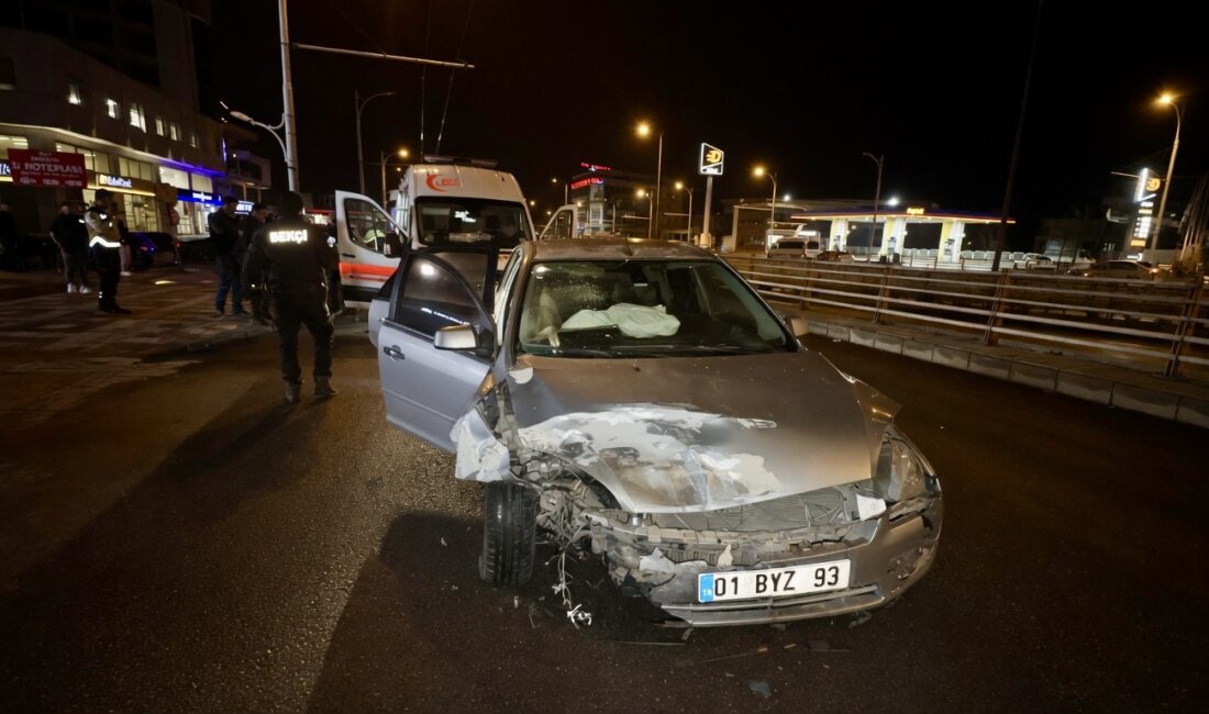 Çevreyolu üzeri Eski Köy Garajı yakınlarında meydana gelen trafik kazasında