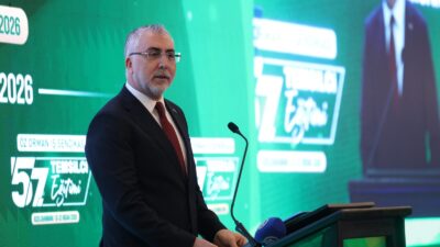 Çalışma ve Sosyal Güvenlik Bakanı Vedat Işıkhan, engelli ve eski