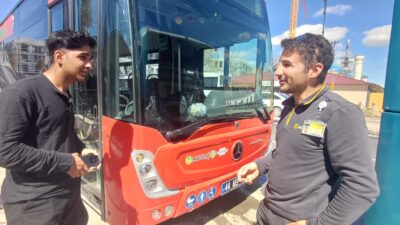 Malatya’da üniversiteye hazırlanan 21 yaşındaki Halis Gürcü, şehir içi otobüste