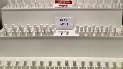 Yalova’da düzenlenen uyuşturucu operasyonunda 10 bin 230 adet uyuşturucu hap