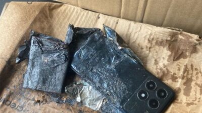 Adıyaman’da bir cep telefonunun bataryasının patlaması sonucu bir kişi yaralandı.