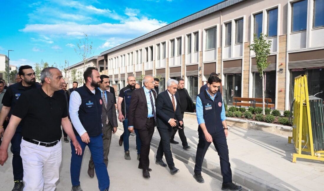 Malatya Büyükşehir Belediye Başkanı Sami Er, yeniden inşa edilen Malatya