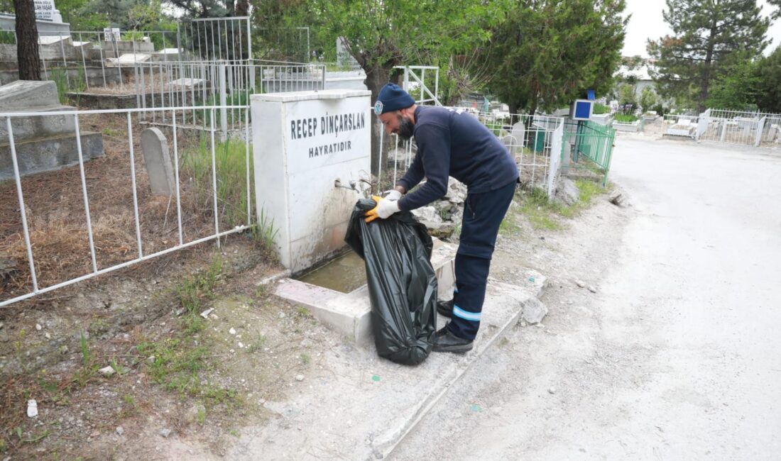 Battalgazi Belediyesi’nden Bayram Öncesi Yoğun Mesai Battalgazi Belediyesi, Kurban Bayramı öncesinde ilçe genelinde hazırlık çalışmalarını hızlandırdı.