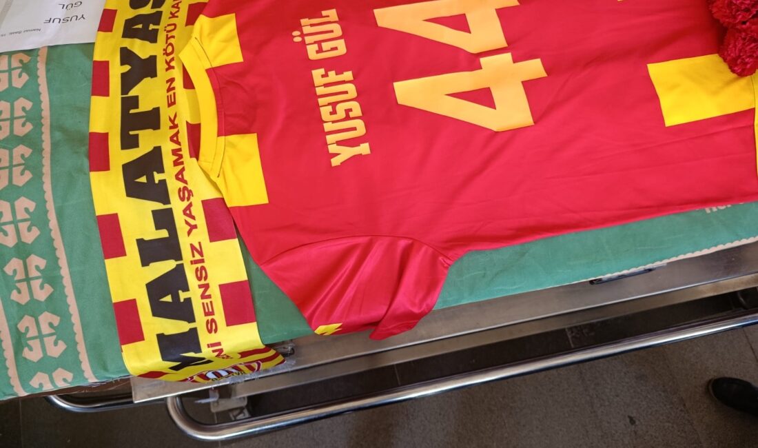 Eski Malatyasporlu Yusuf Gül Son Yolculuğuna Uğurlandı Ankara Malatyalılar Derneği Başkanı ve eski Malatyaspor futbolcusu Yusuf Gül,