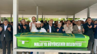 Gazeteci Berkman Dulcan’ın Vefat Eden Babası Son Yolculuğuna Uğurlandı Malatya basın camiasının sevilen isimlerinden gazeteci Berkman Dulcan’ın vefat eden