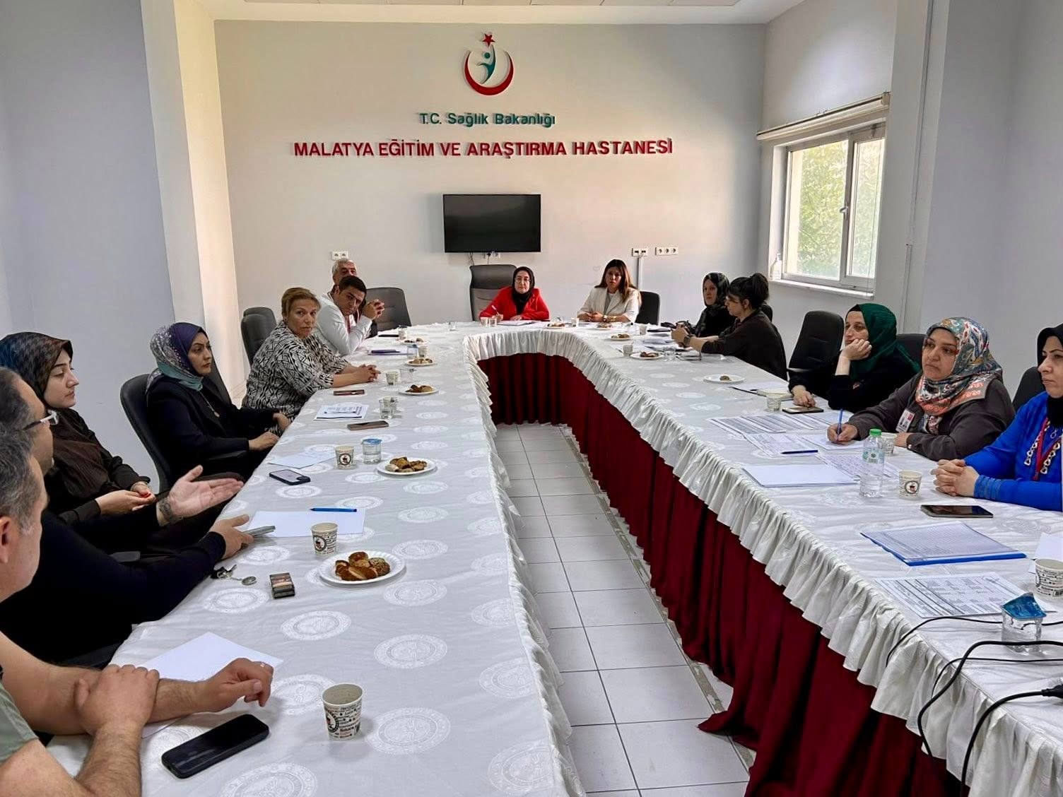 Malatya İl Sağlık Müdürlüğü tarafından düzenlenen toplantıda, kanser tarama hizmetlerinin