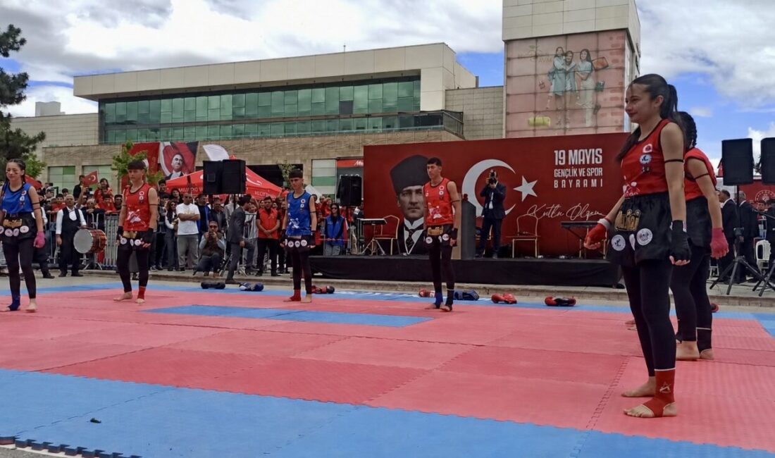 Malatya’da 19 Mayıs Atatürk’ü Anma, Gençlik ve Spor Bayramı, İnönü