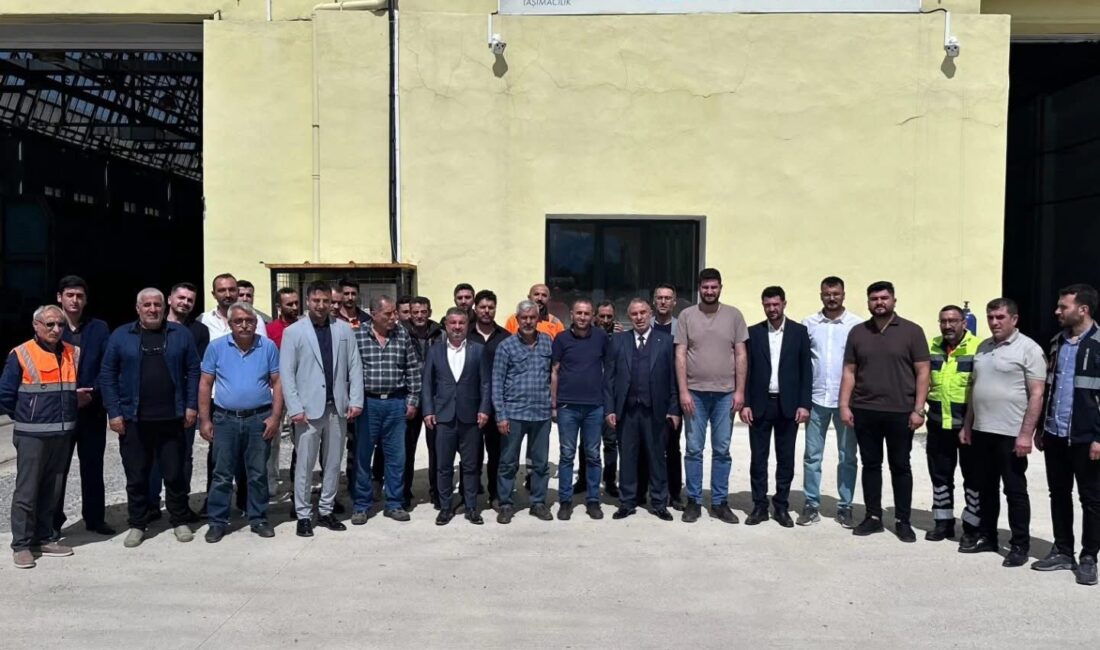 Öndeş’ten Bayramda Birlik Ve Dayanışma Mesajı Türk-İş Konfederasyonu Demiryol-İş Sendikası Başdanışmanı Nurettin Öndeş, Kurban Bayramı dolayısıyla