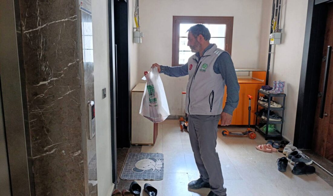 Umut Kervanı’ndan İhtiyaç Sahibi Ailelere Kurban Eti Desteği Umut Kervanı Malatya Derneği, Kurban Bayramı boyunca yapılan et bağışları