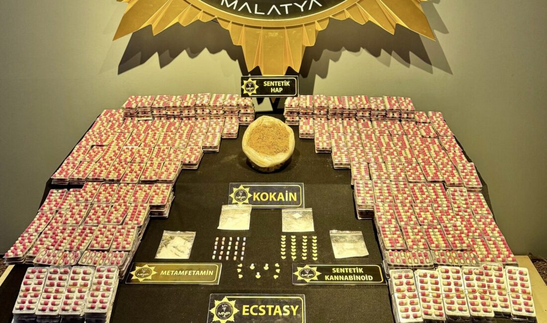 Malatya’da narkotik ekiplerince “torbacı” olarak tabir edilen sokak satıcılarına yönelik