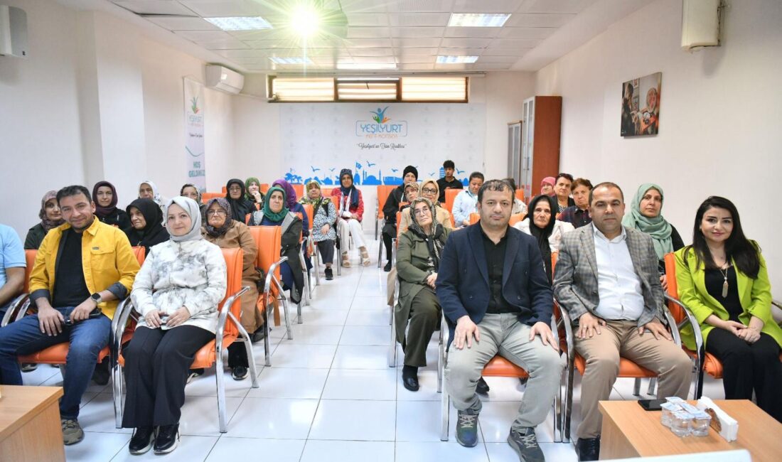Yeşilyurt’ta “Sağlıklı Yaşam ve Egzersizler” Semineri Yoğun İlgi Gördü Malatya Yeşilyurt Belediyesi öncülüğünde düzenlenen “Fizik Tedavi ve Sağlıklı Yaşam
