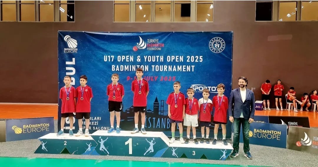 Malatyalı milli badmintoncu Kerem Eren Çelik, 30 ülkenin katıldığı uluslararası