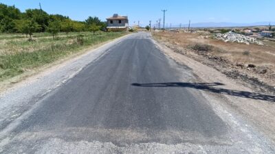Malatya Büyükşehir Belediyesi, Akçadağ’ın farklı mahallelerinde yol yapım, bakım ve