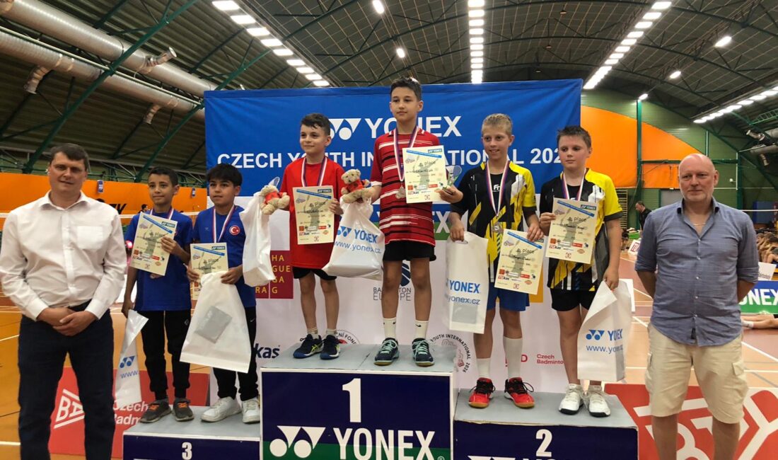 Çekya’da Altın Madalya Gururu Malatyalı milli badmintoncu Kerem Eren Çelik, Çekya’nın başkenti Prag’da düzenlenen