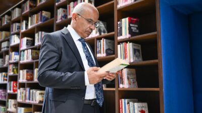 Malatya’da Bölgenin En Büyük Kütüphanesi Perşembe Günü Hizmete Açılıyor Malatya Büyükşehir Belediye Başkanı Sami Er, Büyükşehir Belediyesi