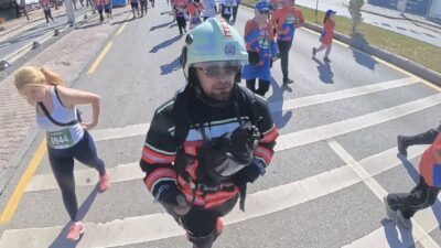 Malatya’da düzenlenen Uluslararası Arslantepe Yarı Maratonu’nda, Malatya Büyükşehir Belediyesi İtfaiye