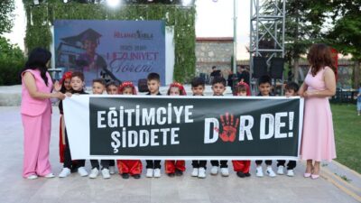Malatya’da Melahat Abla Anaokulu tarafından düzenlenen yıl sonu etkinliğinde öğrenciler