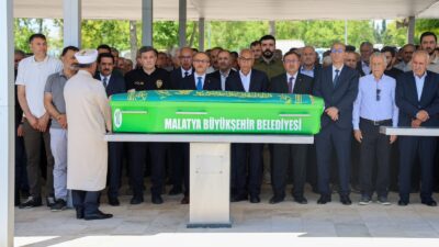 Öznur Çalık’ın Kayınvalidesi Son Yolculuğuna Uğurlandı Cumhurbaşkanlığı Sosyal ve Gençlik Politikaları Kurulu Üyesi ve önceki dönem