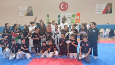 Malatya’da düzenlenen 15 Temmuz Minikler Taekwondo Şampiyonası’nda 8 altın ve