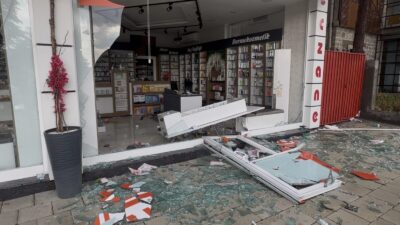Malatya’da aniden bastıran sağanak ve şiddetli fırtına, dakikalar içerisinde kent
