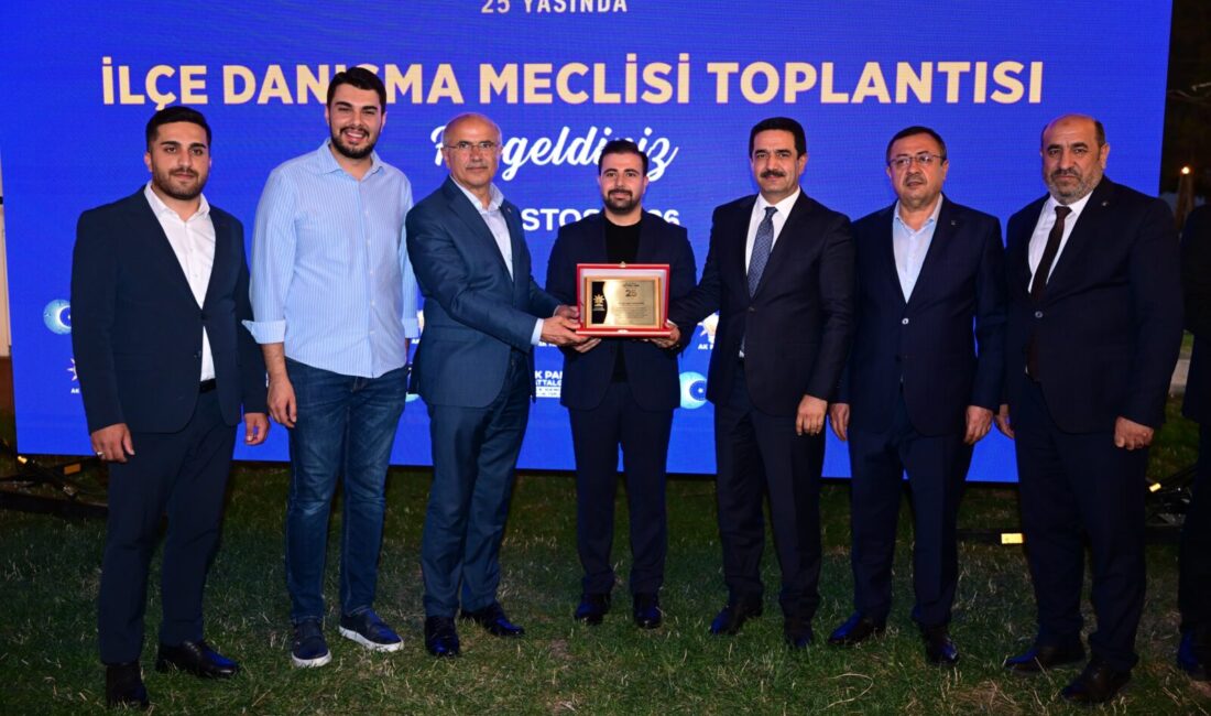 AK Parti Battalgazi Teşkilatı 25. Kuruluş Yılını Vefa Buluşmasıyla Kutladı Malatya’da AK Parti Battalgazi İlçe Başkanlığı tarafından partinin 25. kuruluş