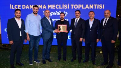 Malatya’da AK Parti Battalgazi İlçe Başkanlığı tarafından partinin 25. kuruluş