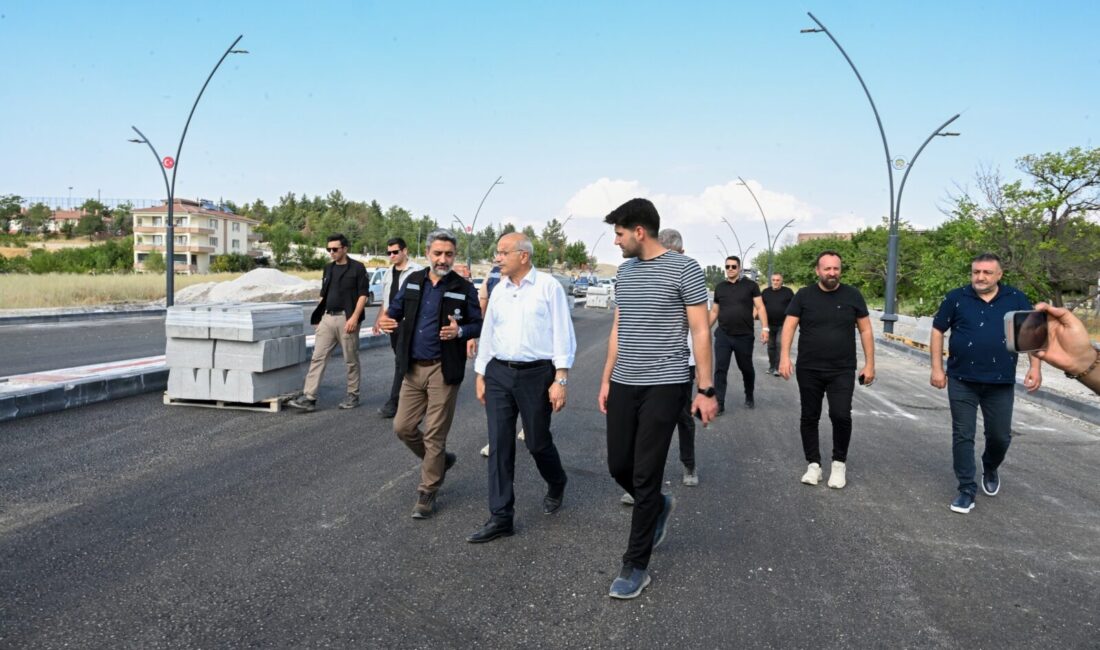 Başkan Er: “Malatya’nın Ulaşım Altyapısını Güçlendiriyoruz” Malatya Büyükşehir Belediye Başkanı Sami Er, Malatya’nın ulaşım altyapısının güçlendirilmesi