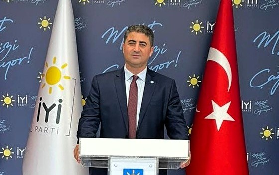 Elazığ, ihracatta ilk kez Malatya’yı geçti: İYİ Parti’den yönetime tepki İYİ Parti Malatya İl Başkanı Serdar Yıldız, 2026 yılının ilk