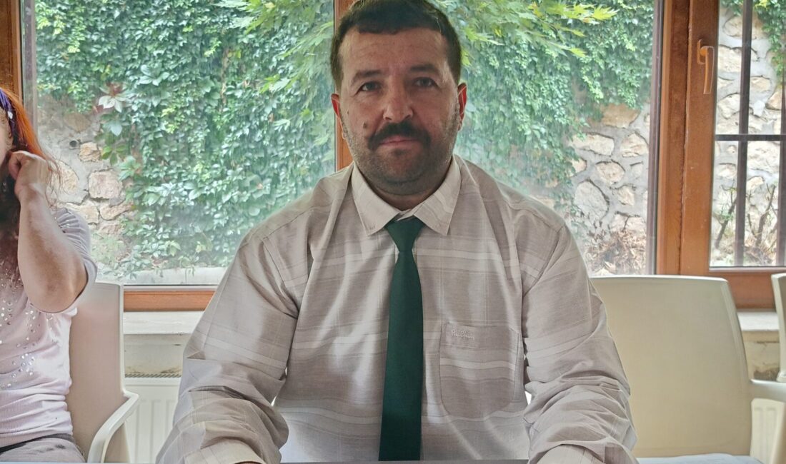 Günpınar Vakfı Ali Uyanık’la devam Darende Günpınar Vakfı’nın olağan genel kurulunda mevcut başkan Ali Uyanık