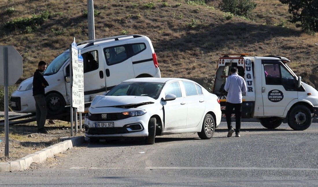 Malatya’nın Hekimhan ilçesi yakınlarında bulunan Arguvan Kavşağı’nda meydana gelen trafik