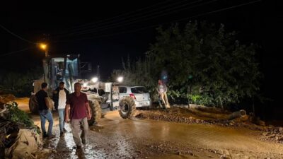 Malatya Valisi Seddar Yavuz, Hekimhan ilçesinde etkili olan sağanak sonrası