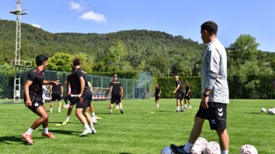 Malatya Yeşilyurtspor, Yeni Sezon Hazırlıklarını Kızılcahamam’da Sürdürüyor TFF 3. Lig’de 2026-2027 sezonunda mücadele edecek olan Malatya Yeşilyurtspor,
