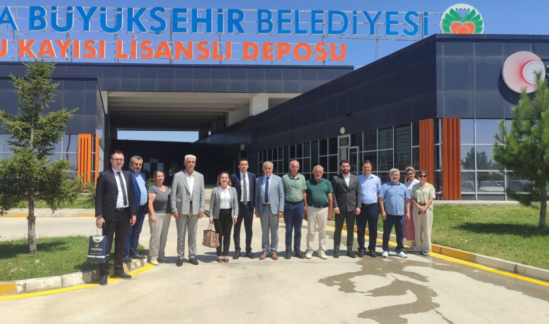 Malatya’da Kuru Kayısının Geleceği Masaya Yatırıldı Malatya’da kuru kayısı ticaretinin geleceği, lisanslı depoculuk ve elektronik ürün