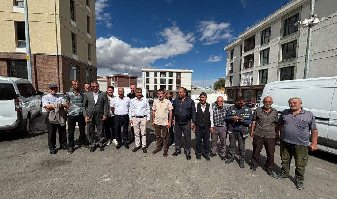 Malatya’nın Akçadağ ilçesinde yeni yapılan çarşıdaki iş yeri dağılımına tepki