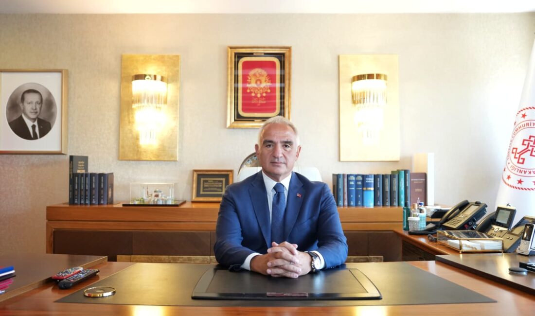 Bakan Ersoy: “Sinemanın Birleştirici Gücünü Türkiye’nin Dört Bir Yanında Yeniden Hissedeceğiz” Türkiye Sinema Festivali, 26-27 Eylül tarihlerinde 75 ilde sinemaseverleri beyaz