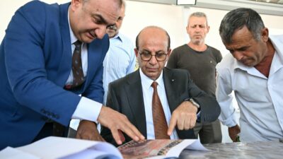 Çayırköy mahallesini ziyaret eden Yeşilyurt Belediye Başkanı Prof. Dr. İlhan