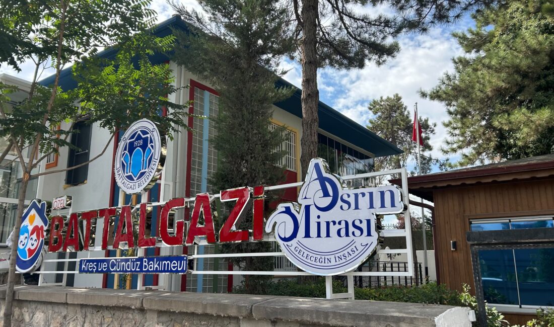 Battalgazi Belediyesi Kreş Ve Gündüz Bakımevi Hizmete Açıldı Battalgazi Belediyesi, geçmişte karakol ve makam binası olarak kullanılan yapıyı