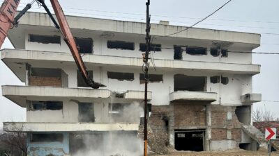 Malatya’da deprem sonrası yıkılan yaklaşık 150 bin bağımsız bölümden çıkan