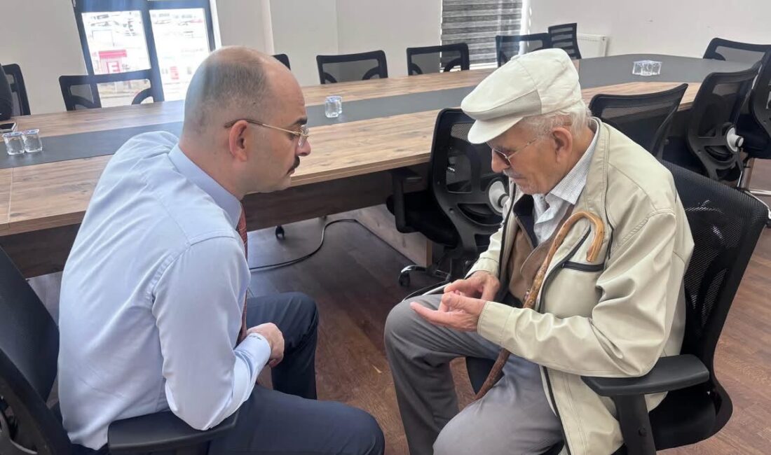 Doğanşehir’de Vatandaşın Talebi Kaymakamın Gündeminde Doğanşehir Kaymakamı Ahmet Fatih Sungur, eylül ayında Halk Günü kapsamında