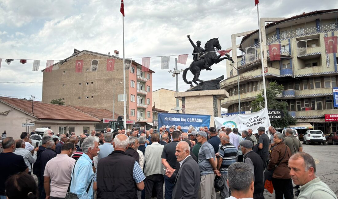 Hekimhan’da Maden Tepkisi: “Toprağımıza Ve Suyumuza Sahip Çıkıyoruz” Malatya’nın Hekimhan ilçesinde bir araya gelen vatandaşlar ve çevre platformu