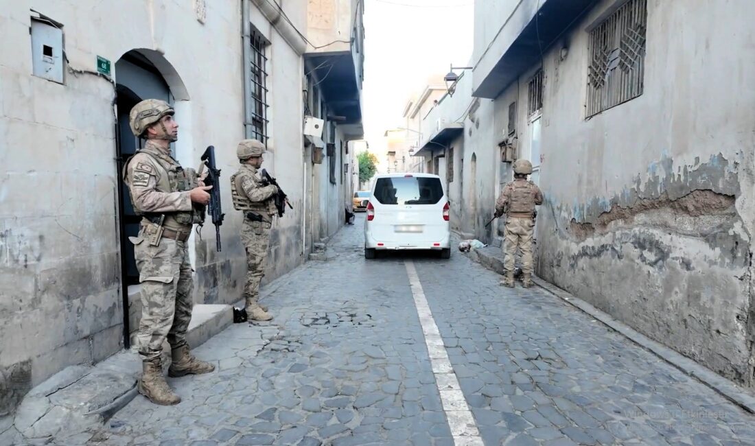 Malatya Dahil 28 İlde DEAŞ Operasyonu: 83 Şüpheli Yakalandı İçişleri Bakanlığı, Malatya’nın da aralarında bulunduğu 28 ilde DEAŞ terör