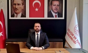 Malatya İl Kültür ve Turizm Müdürü Yener Oba Mersin’e Atandı Malatya İl Kültür ve Turizm Müdürü Yener Oba, Cumhurbaşkanlığı kararıyla