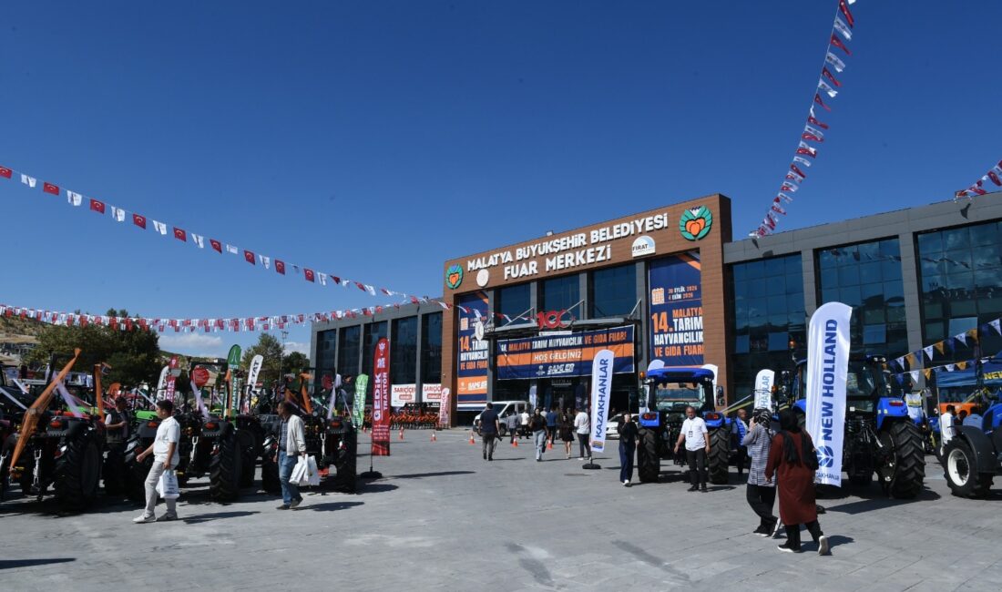 Malatya Tarım Fuarı 7 Yıl Sonra Yeniden Kapılarını Açtı Malatya’da 7 yıl aradan sonra yeniden düzenlenen 14. Malatya Tarım,
