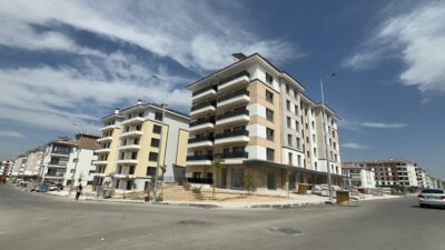 Malatya’da deprem sonrası yürütülen yeniden inşa çalışmaları kapsamında tamamlanan TOKİ