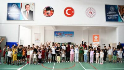 Yeşilyurt Belediyesi tarafından Melekbaba Gençlik Merkezi’nde düzenlenen Yeşilyurt Aile Şenlikleri,